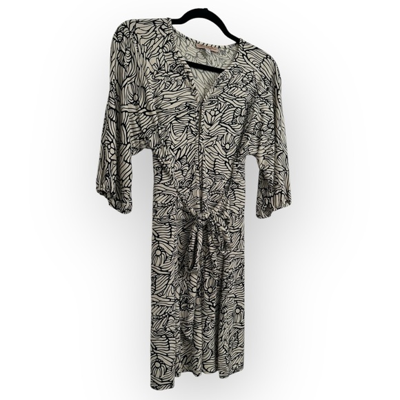 MARA HOFFMAN $340 Retail White/Black Silk Wrap Dress, Size Medium - Picture 7 of 16